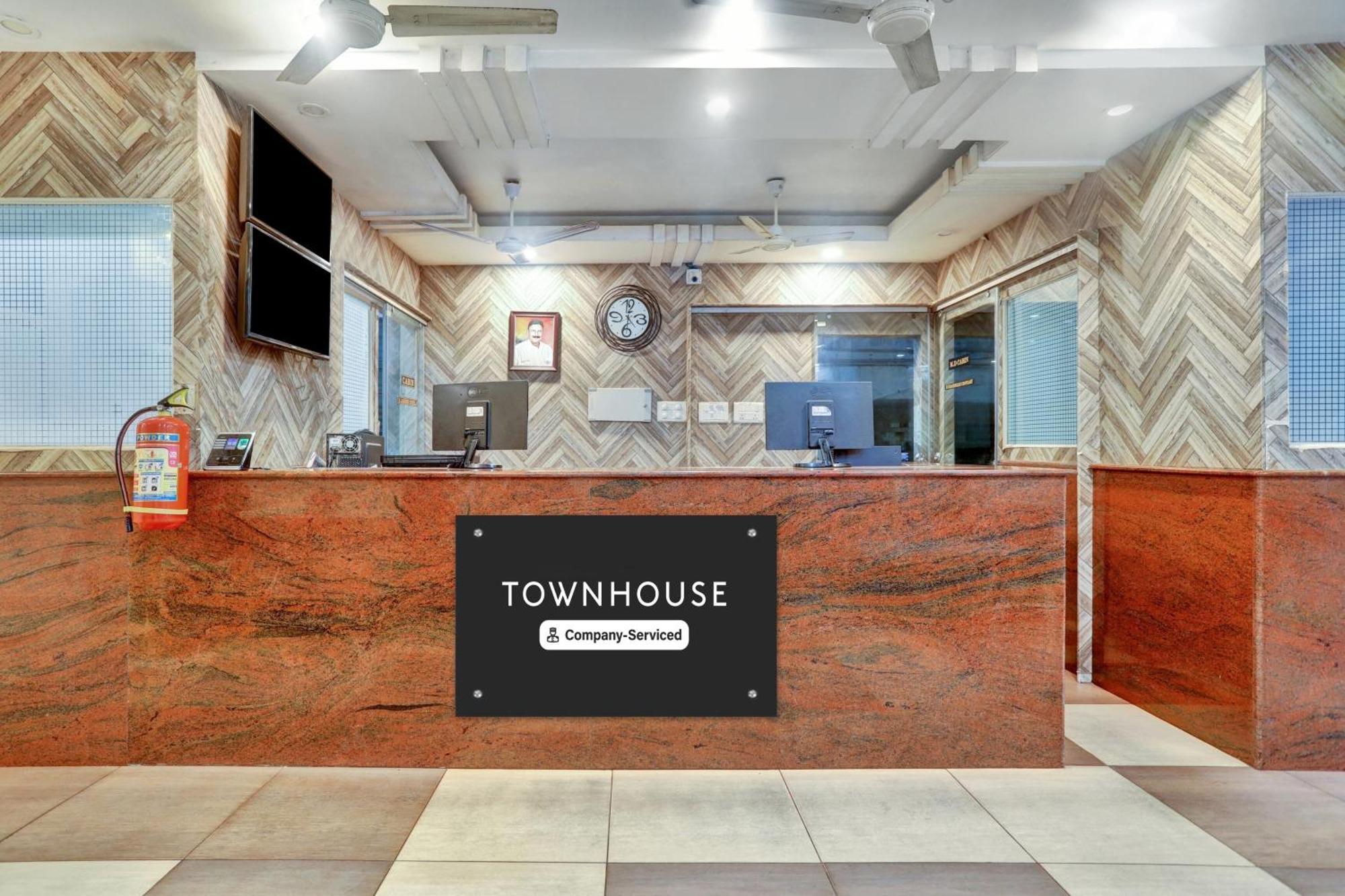 فندق Townhouse Eluru المظهر الخارجي الصورة